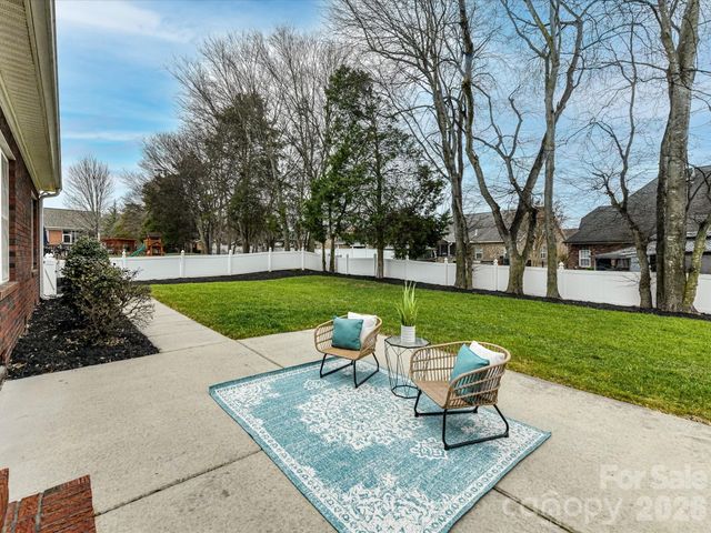 702 King Fredrick Lane SW, Concord, NC 28027