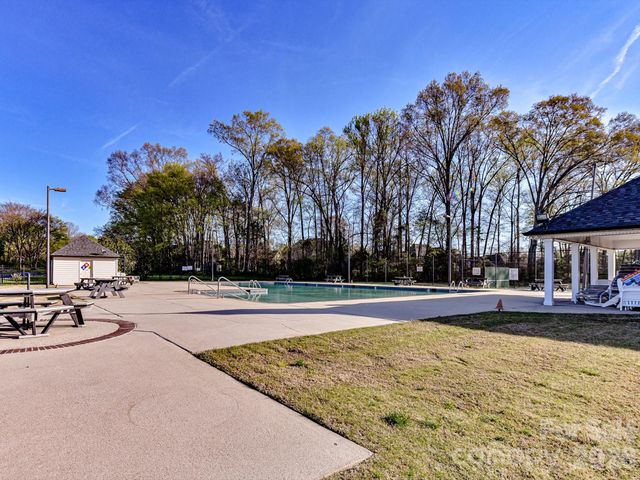 702 King Fredrick Lane SW, Concord, NC 28027