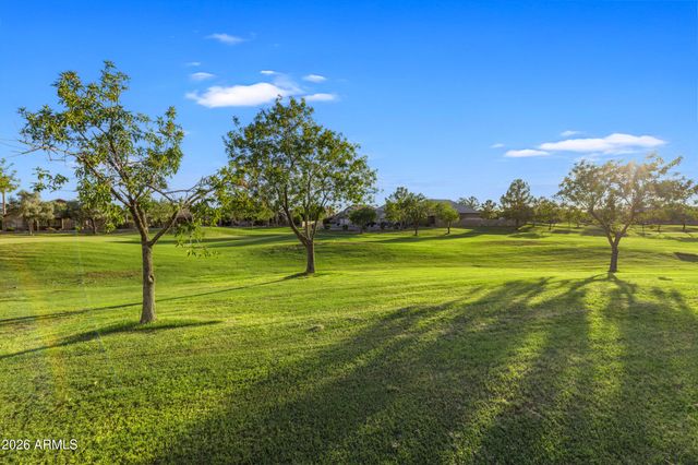 9807 E LOMPOC Avenue, Mesa, AZ 85209