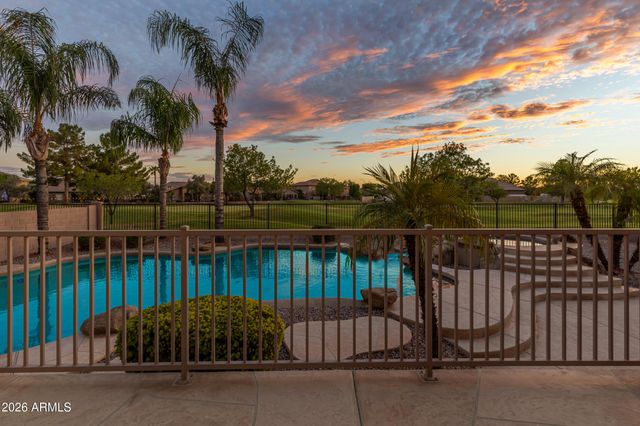 9807 E LOMPOC Avenue, Mesa, AZ 85209