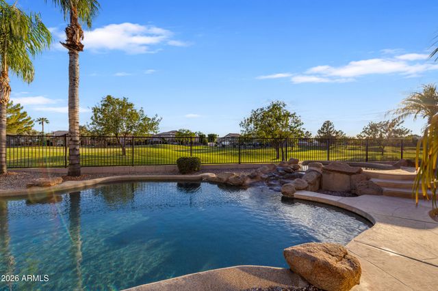 9807 E LOMPOC Avenue, Mesa, AZ 85209