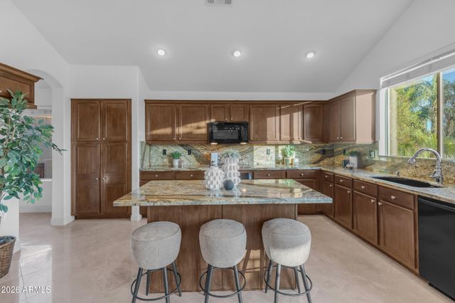 9807 E LOMPOC Avenue, Mesa, AZ 85209