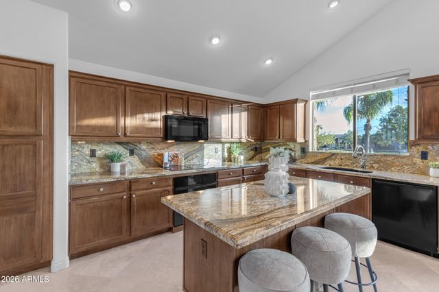 9807 E LOMPOC Avenue, Mesa, AZ 85209