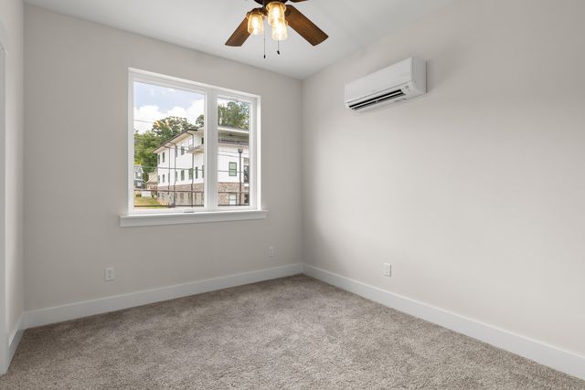 737 N Market Street 8, Chattanooga, TN 37405