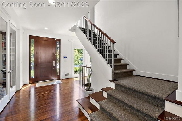 559 Bennaville Avenue, Birmingham, MI 48009