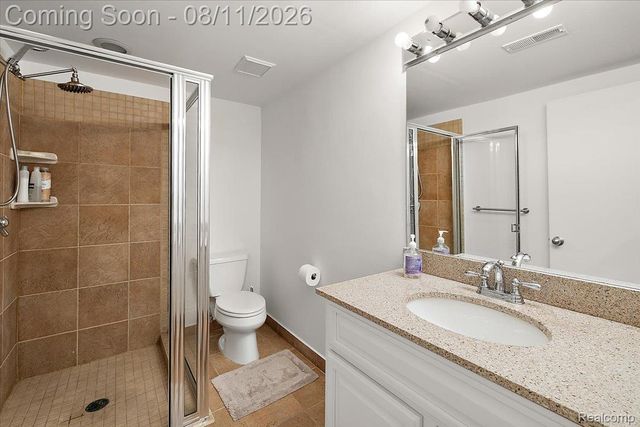 559 Bennaville Avenue, Birmingham, MI 48009