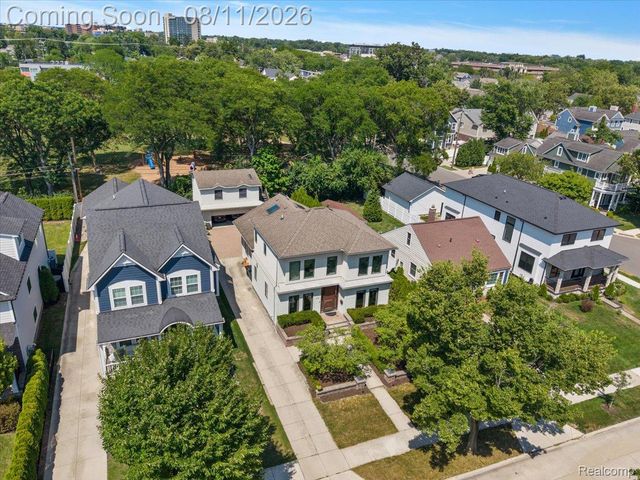 559 Bennaville Avenue, Birmingham, MI 48009