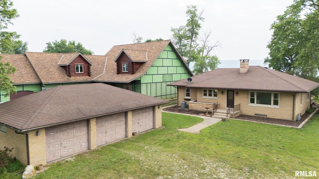 1229 SUNSET Drive, East Peoria, IL 61611