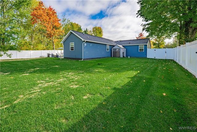 4534 Porter Center Road, Lewiston, NY 14092