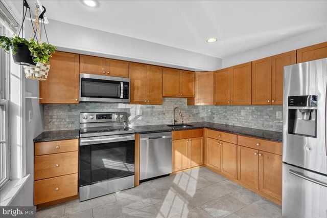 61 CONSTITUTION AVE, Doylestown, PA 18901