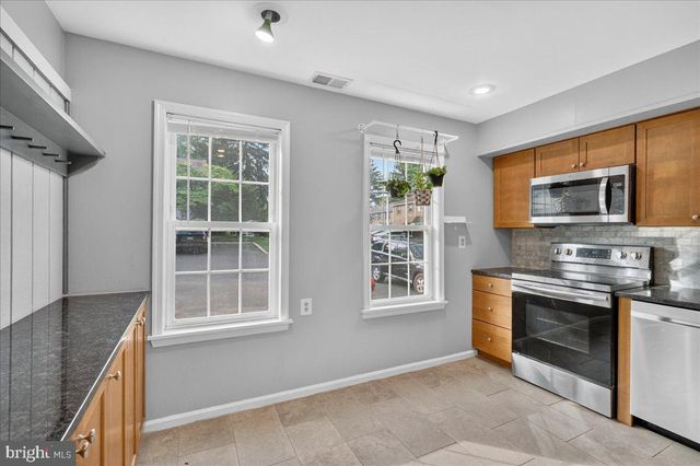 61 CONSTITUTION AVE, Doylestown, PA 18901