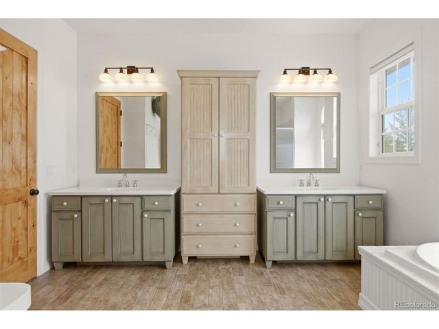 3044 Elk Canyon Cir, Sedalia, CO 80135