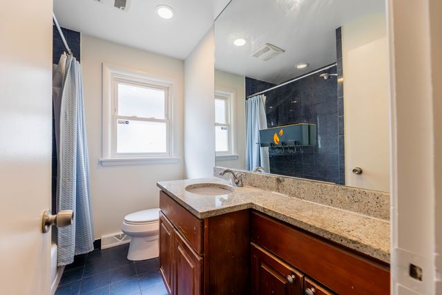 4830 S Ridgeway Avenue, Chicago, IL 60632
