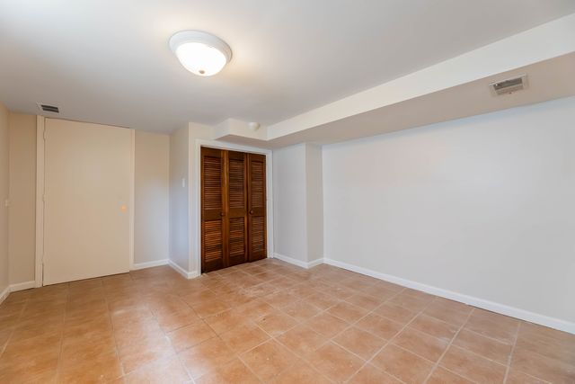 4830 S Ridgeway Avenue, Chicago, IL 60632