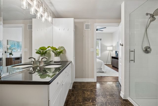 3400 Welborn Street 320, Dallas, TX 75219