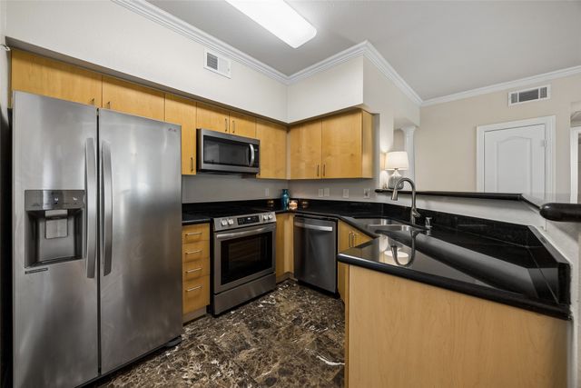 3400 Welborn Street 320, Dallas, TX 75219