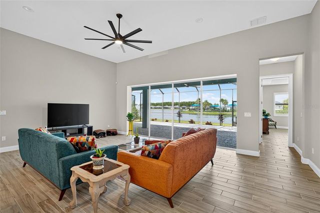 212 FUCHSIA STREET, Daytona Beach, FL 32124