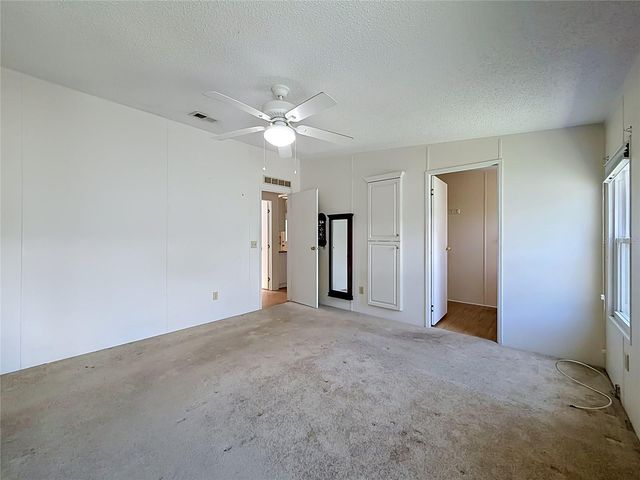 1666 ELKHART CIRCLE, Tavares, FL 32778