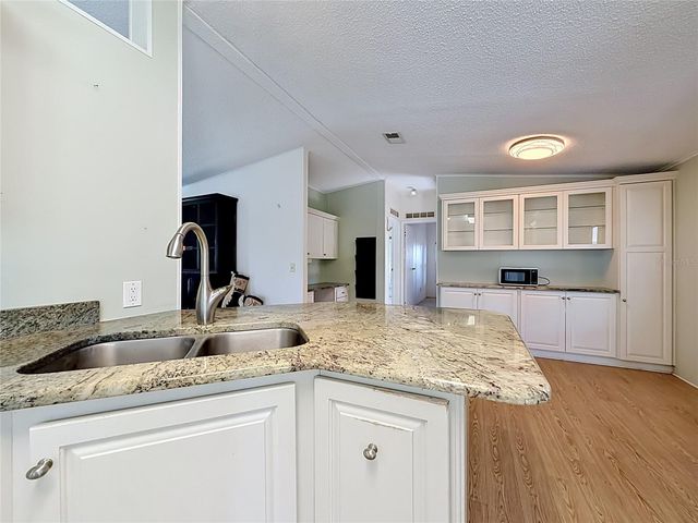 1666 ELKHART CIRCLE, Tavares, FL 32778