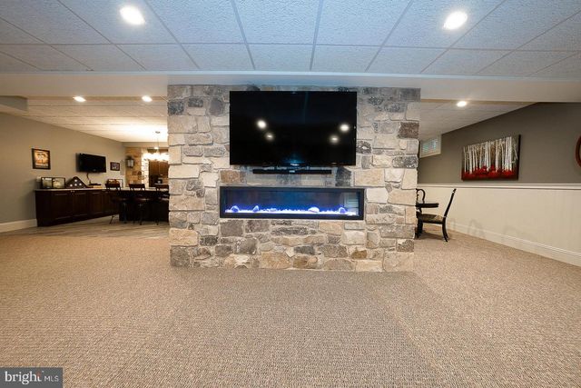 2705 MATLACK DR, Audubon, PA 19403