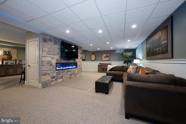 2705 MATLACK DR, Audubon, PA 19403