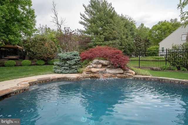 2705 MATLACK DR, Audubon, PA 19403