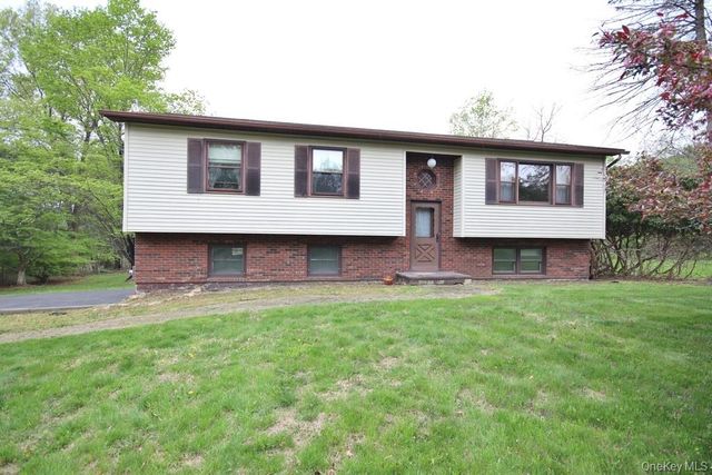 241 S Smith Road, Lagrangeville, NY 12540