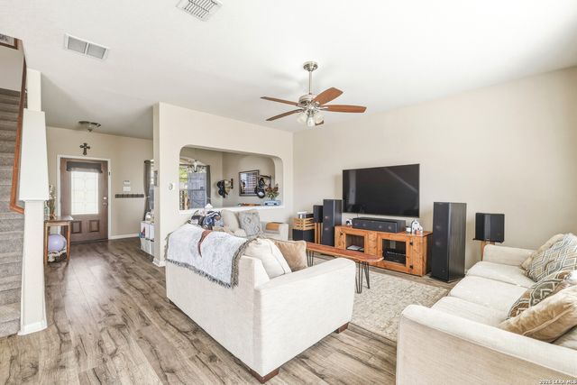 810 Cielo Way, San Antonio, TX 78253