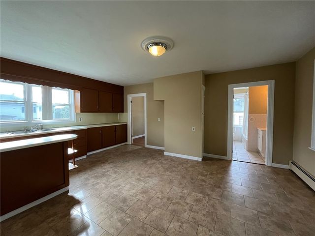 1140 S Broadway Street, East Providence, RI 02914