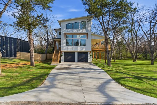 819 Dubois Street, Denison, TX 75020