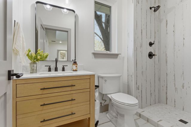 819 Dubois Street, Denison, TX 75020