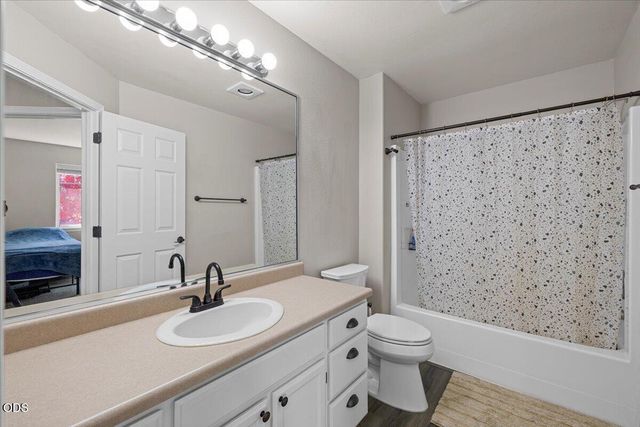 543 Hoover Park Drive, Medford, OR 97504