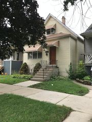 3016 Wesley Avenue, Berwyn, IL 60402