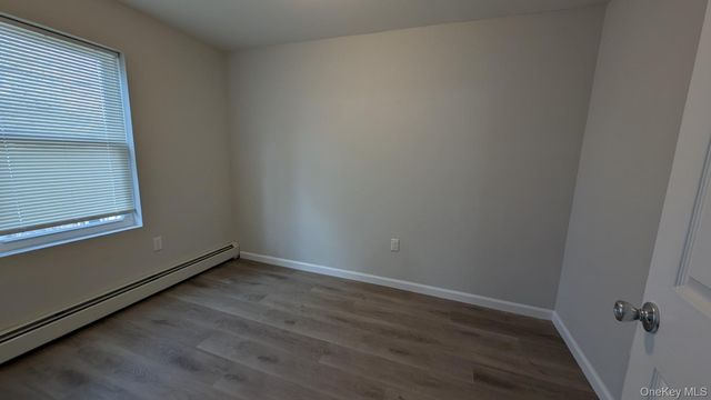 9 Park Avenue, Newburgh, NY 12550