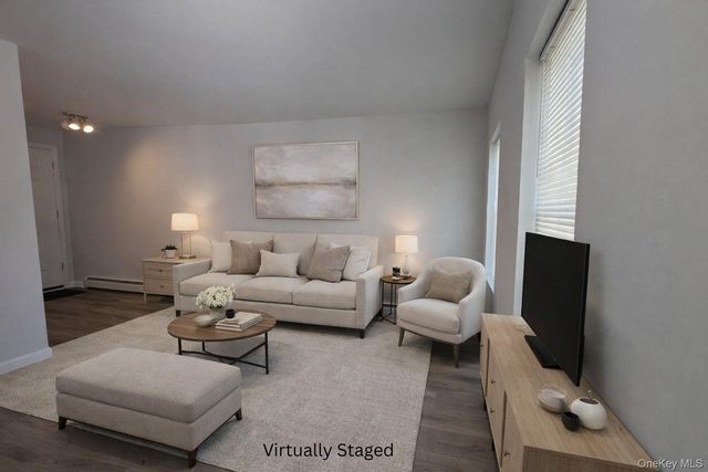 9 Park Avenue, Newburgh, NY 12550