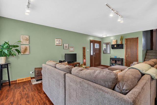 7625 173rd Street, Tinley Park, IL 60477