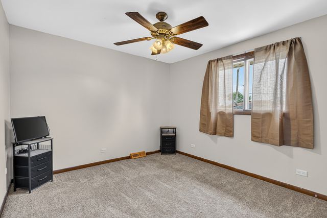7625 173rd Street, Tinley Park, IL 60477
