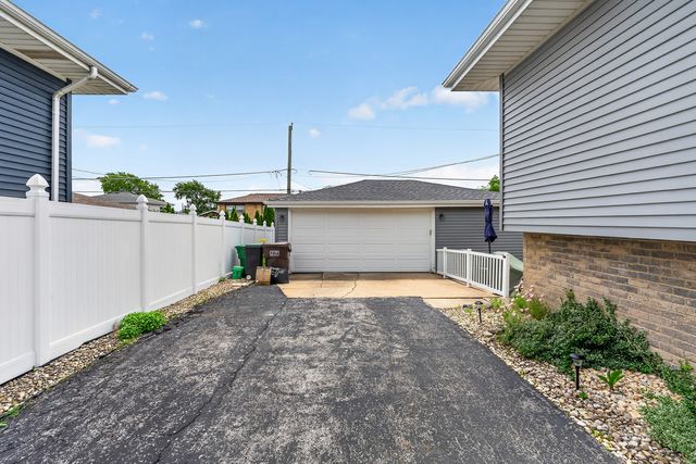 7625 173rd Street, Tinley Park, IL 60477