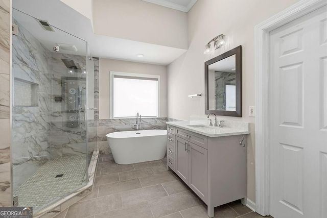 5343 Lake View Club, Dunwoody, GA 30338