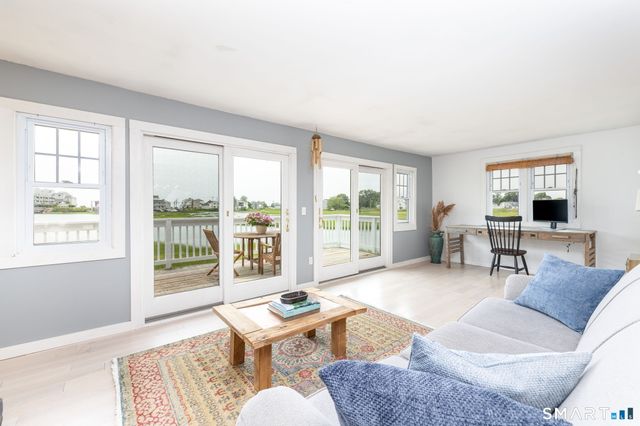 5 Seneca Trail, East Haven, CT 06512