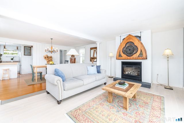 5 Seneca Trail, East Haven, CT 06512