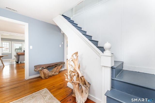 5 Seneca Trail, East Haven, CT 06512