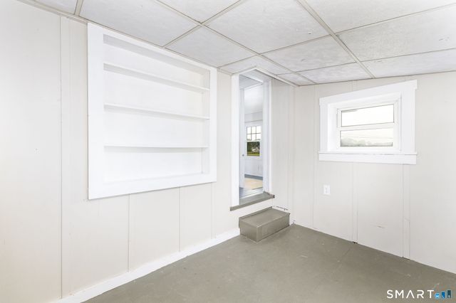 5 Seneca Trail, East Haven, CT 06512