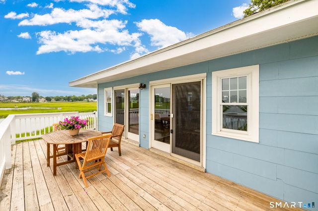5 Seneca Trail, East Haven, CT 06512