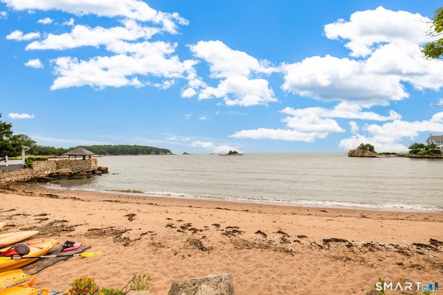 5 Seneca Trail, East Haven, CT 06512