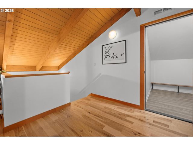 21281 S SWEETBRIAR Rd, West Linn, OR 97068