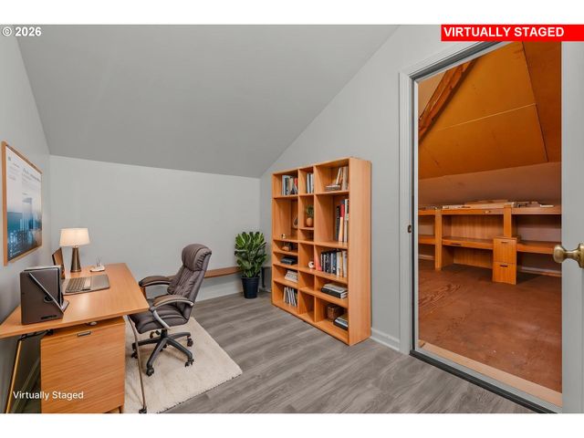 21281 S SWEETBRIAR Rd, West Linn, OR 97068