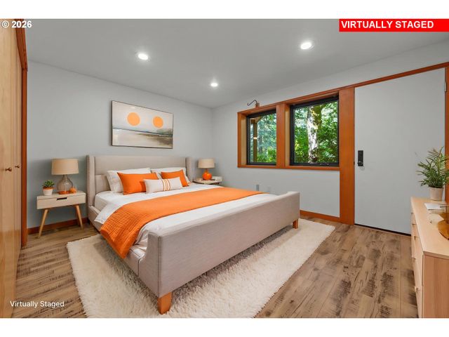 21281 S SWEETBRIAR Rd, West Linn, OR 97068