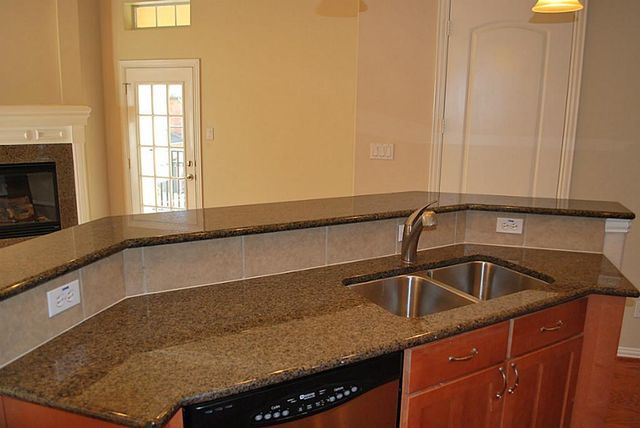 5629 Dolores Place Lane B, Houston, TX 77057