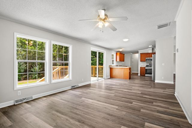 405 Overcrest St., Myrtle Beach, SC 29579